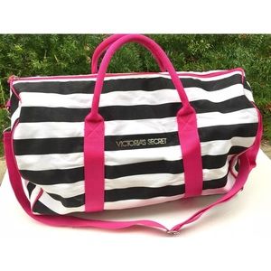 VS Medium Duffle